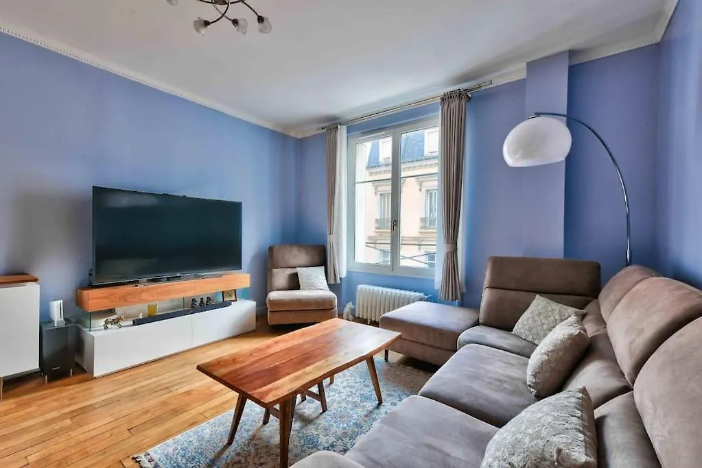 Nice 3br Flat Near Porte D'orleans Metro Station 아파트 *